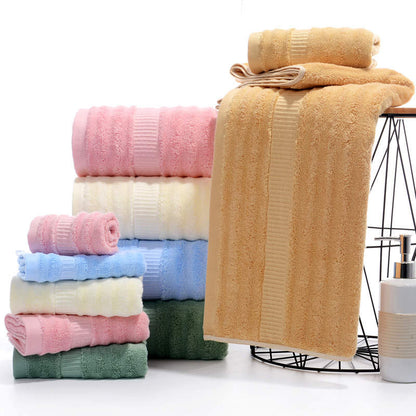 Premium Bamboo Bath Towel (1) – Soft, Plush, and Highly Absorbent for Spa-Like Comfort
