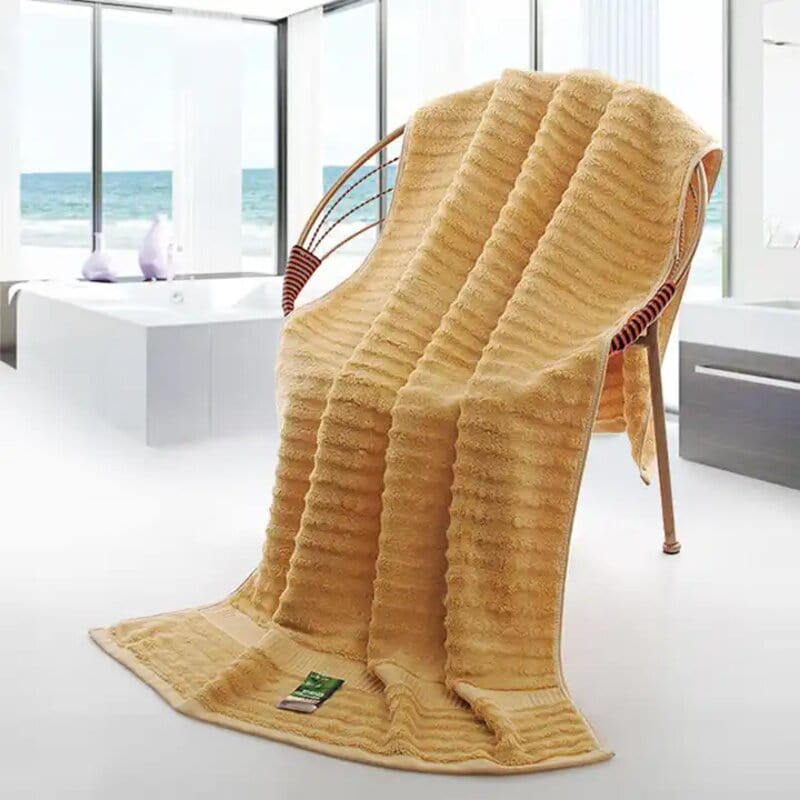 Premium Bamboo Bath Towel (1) – Soft, Plush, and Highly Absorbent for Spa-Like Comfort