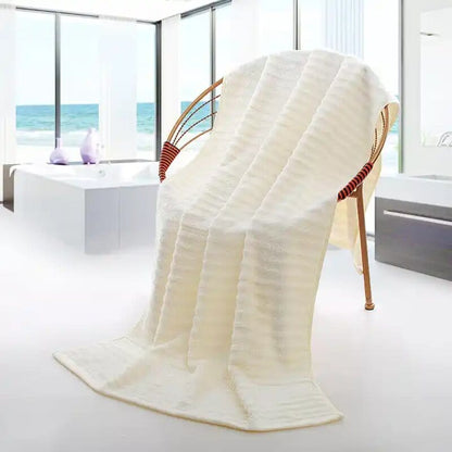 Premium Bamboo Bath Towel (1) – Soft, Plush, and Highly Absorbent for Spa-Like Comfort